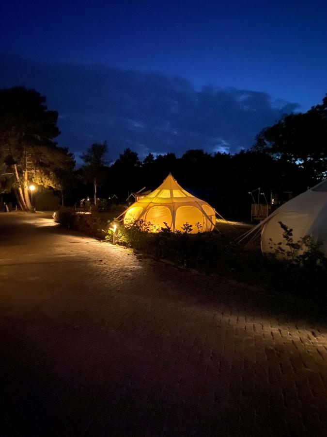 קלאנטסהוך Stargazer Tent Met Sterrenuitzicht מראה חיצוני תמונה